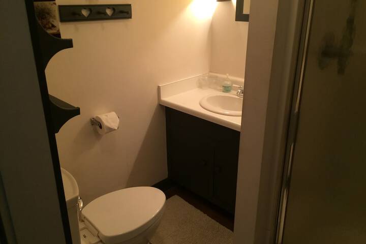 Room 33 of 61