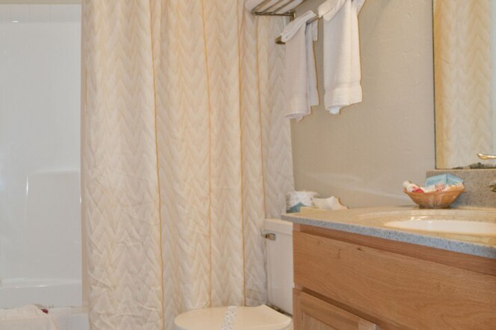 Room 14 of 38