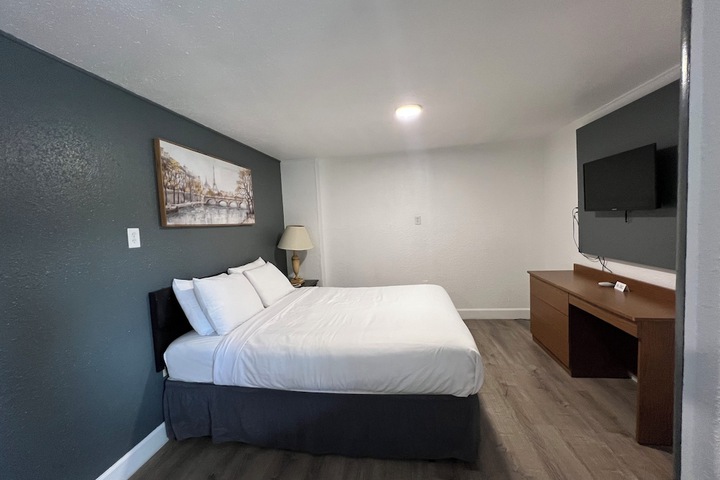 Economy Inn