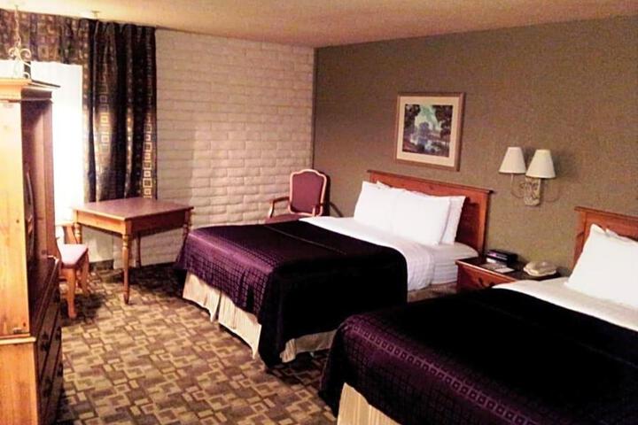 FairBridge Inn Suites & Outlaw Conference Center  Kalispell