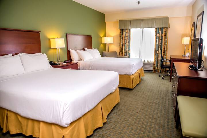 Room 35 of 113