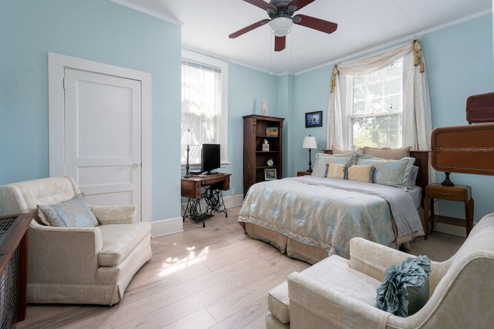 Room 48 of 58