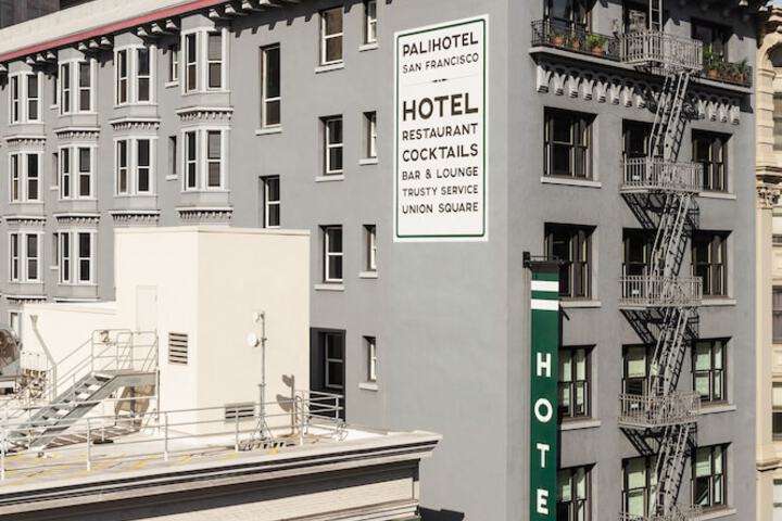 Hotel 8 of 53