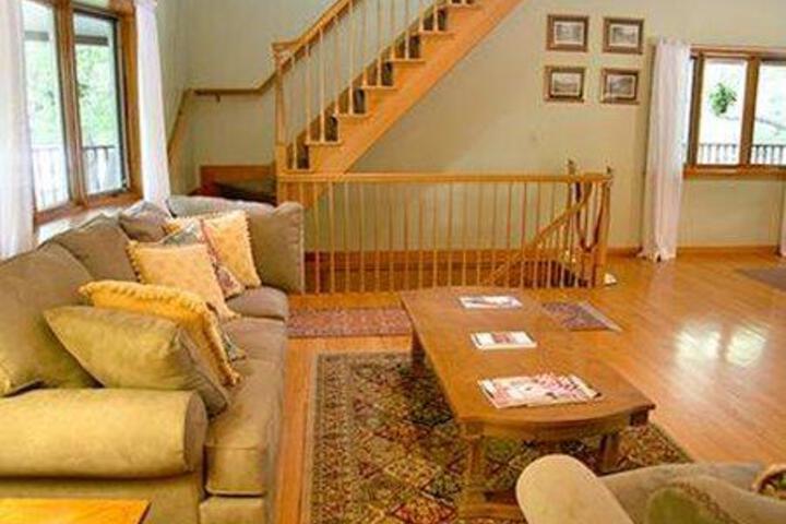 Marthas Vineyard Resort