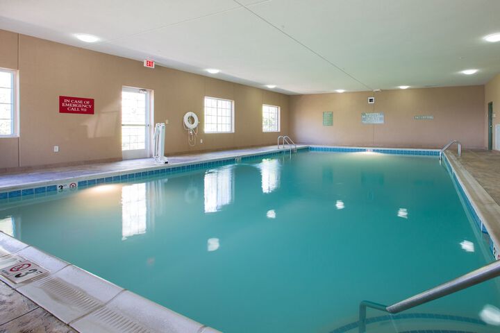 Pool 4 of 21