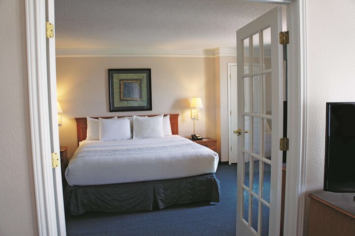 Room 21 of 47