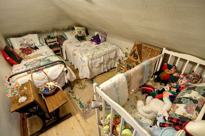 Room 14 of 39
