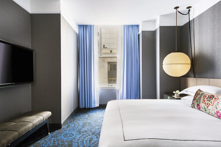 Room 32 of 130