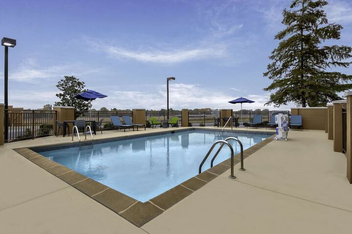 Pool 4 of 33