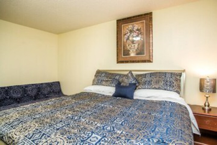 Flamingo Estate 4 Bd Luxury Las Vegas Condo