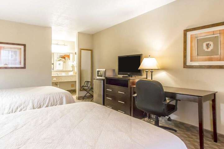 QUALITY INN AND SUITES
