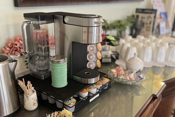 Breakfast/Coffee Service 89 of 93