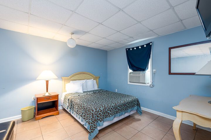 Room 35 of 55