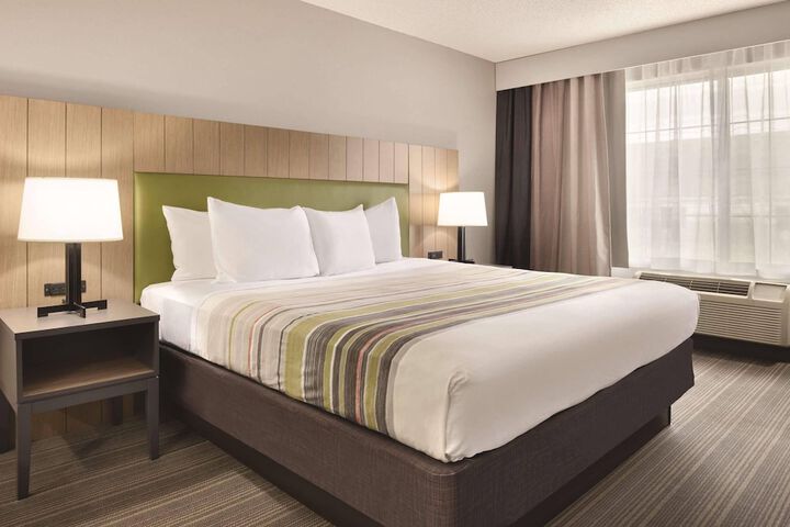 Country Inn & Suites by Radisson Merrillville, IN