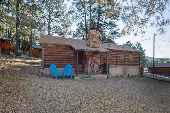 Pine Cabin by Vtrips