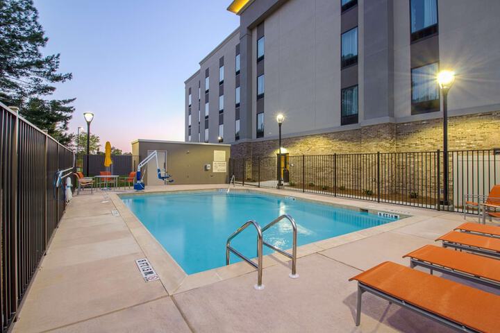 Pool 5 of 43