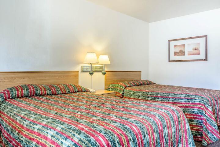 Room 16 of 22