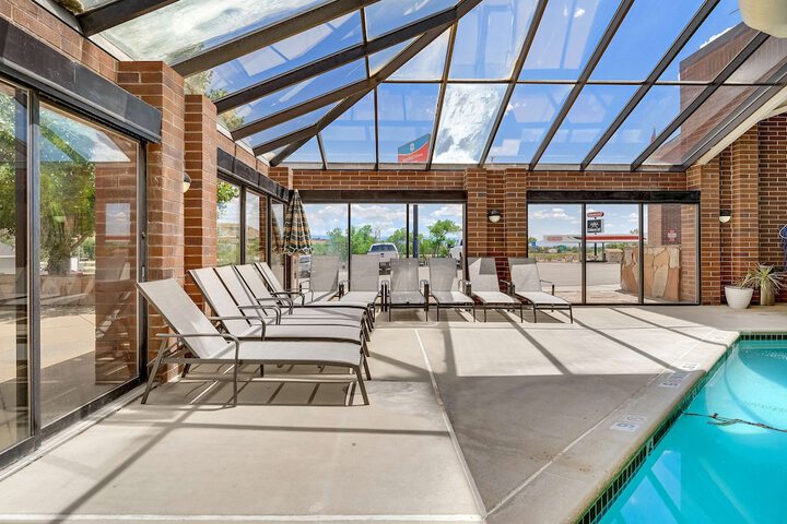 Pool 4 of 53