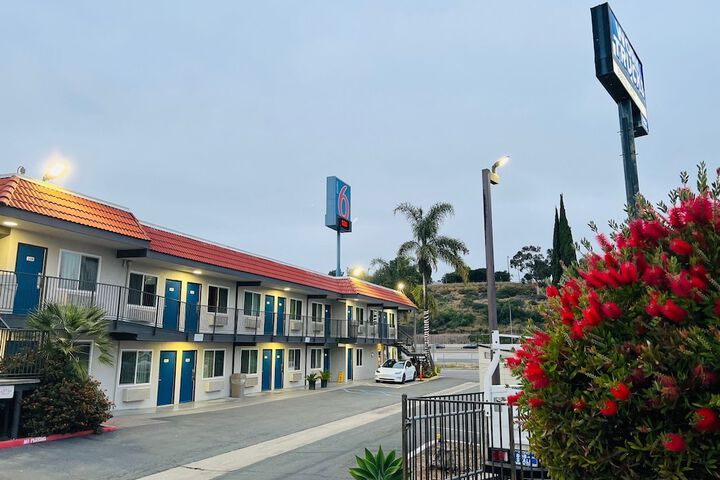 Motel 6 La Mesa CA - San Diego