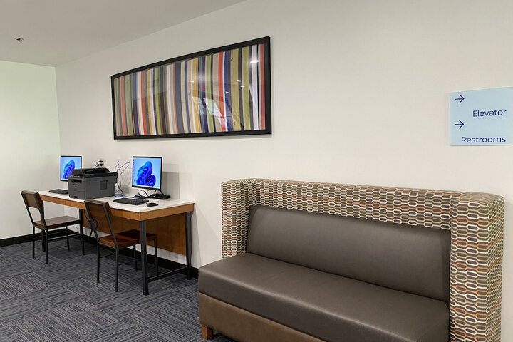 Holiday Inn Express Hotel & Suites Logansport by IHG