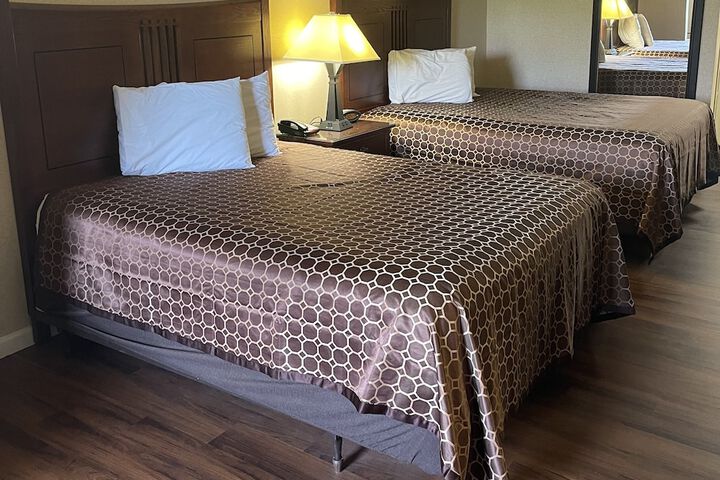 Room 12 of 13