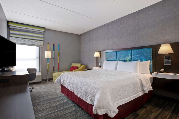 Room 5 of 42