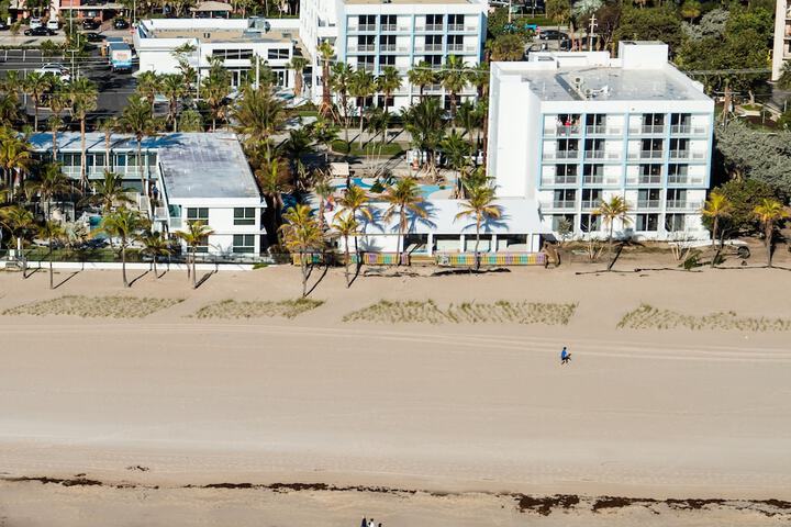 Hotel View 75 of 77