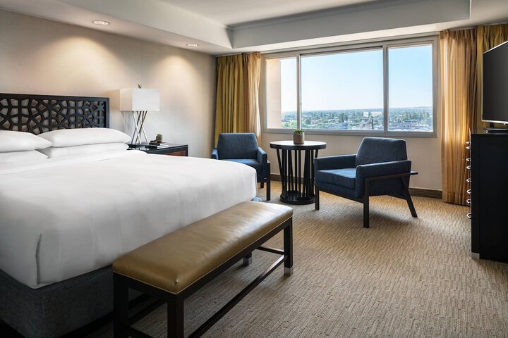 Room 20 of 49