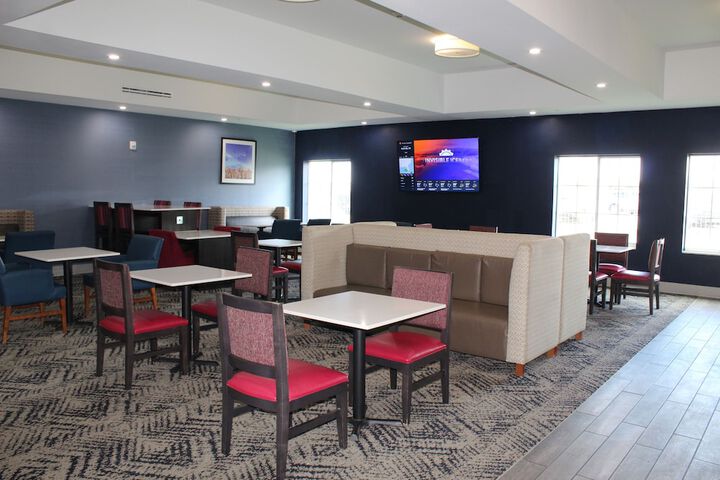 La Quinta Inn and Suites by Wyndham Schertz-San Antonio-Selma