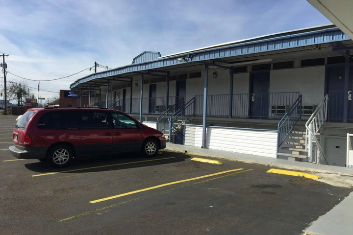 BUDGET INN ALBANY