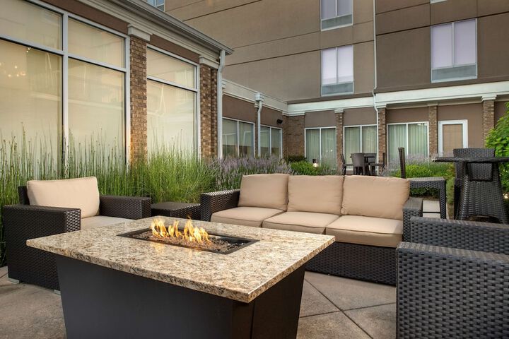 Terrace/Patio 41 of 43