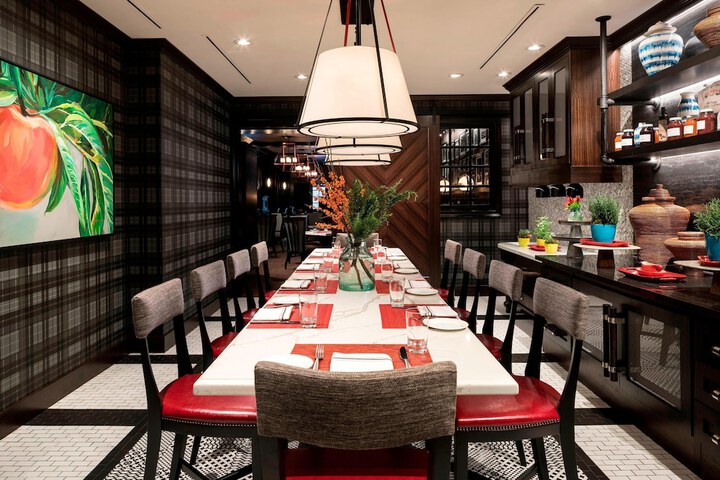 Dining 37 of 78