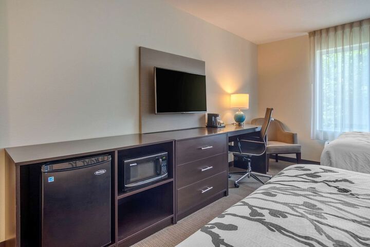 Room 14 of 27