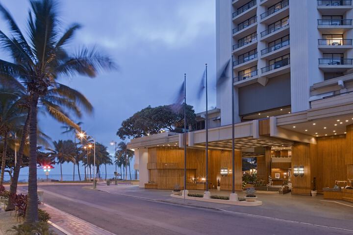 Hotel 7 of 184