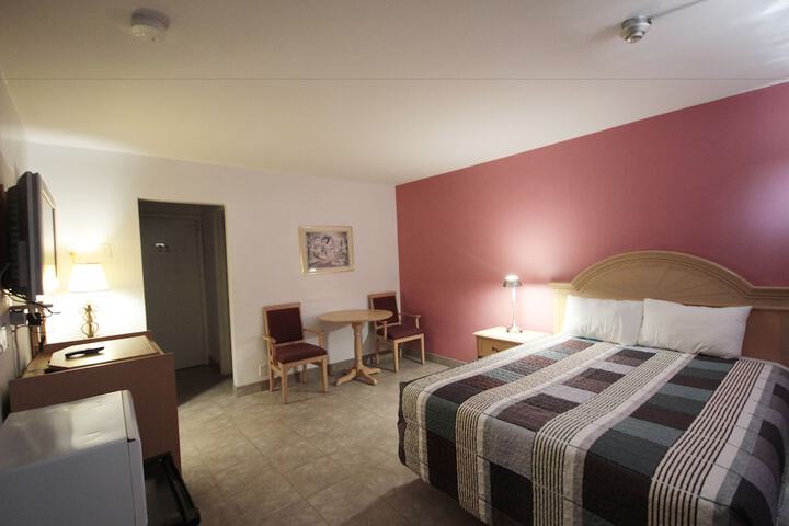 Room 15 of 43