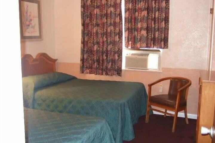Room 30 of 72