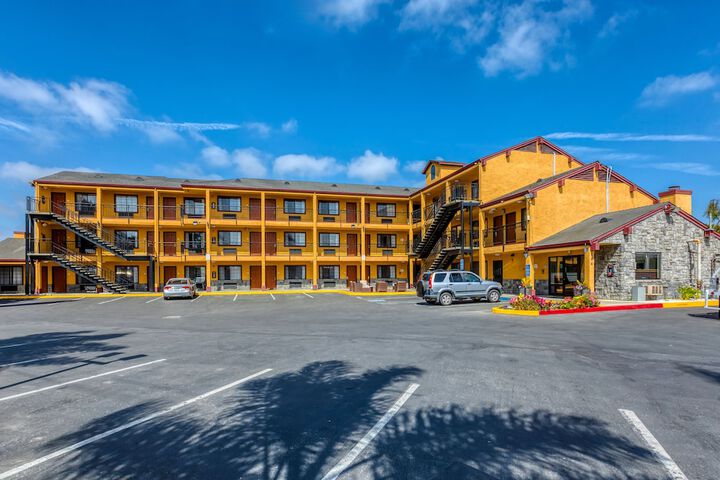 Hotel 2 of 38