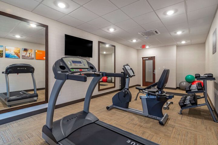 Comfort Suites Newnan
