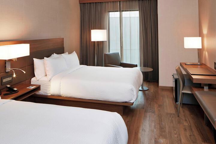 AC Hotel by Marriott Minneapolis Downtown