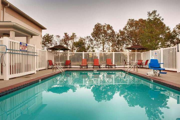 Pool 2 of 29