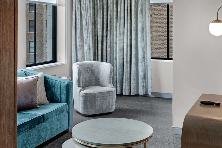 Tulsa Club Hotel Curio Collection by Hilton