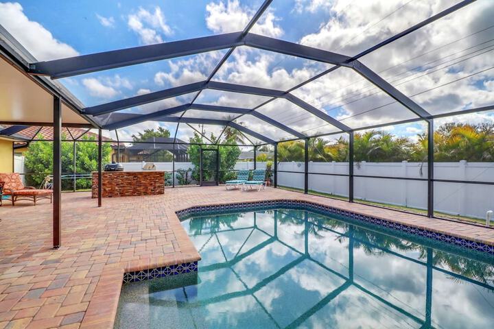Pool 1 of 25
