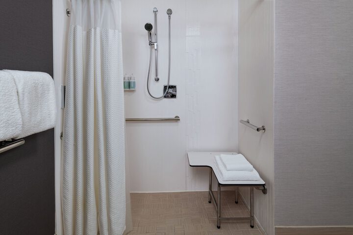 Courtyard by Marriott Fort Worth University Drive