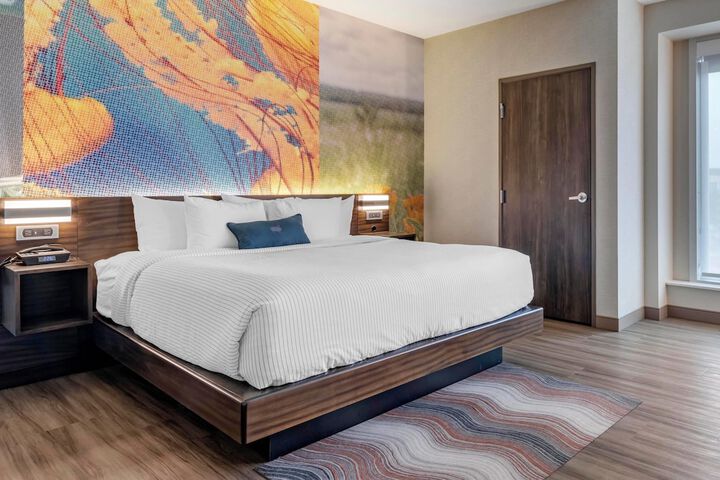 Cambria Hotel Bloomington Mall of America Minneapolis Airport