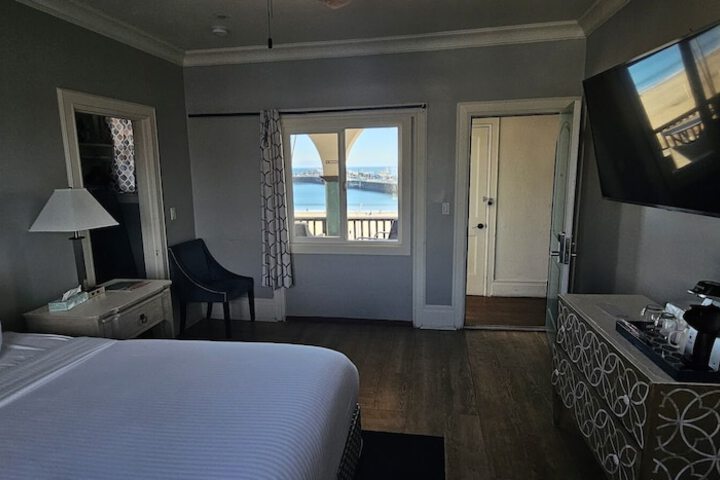 Room 26 of 52