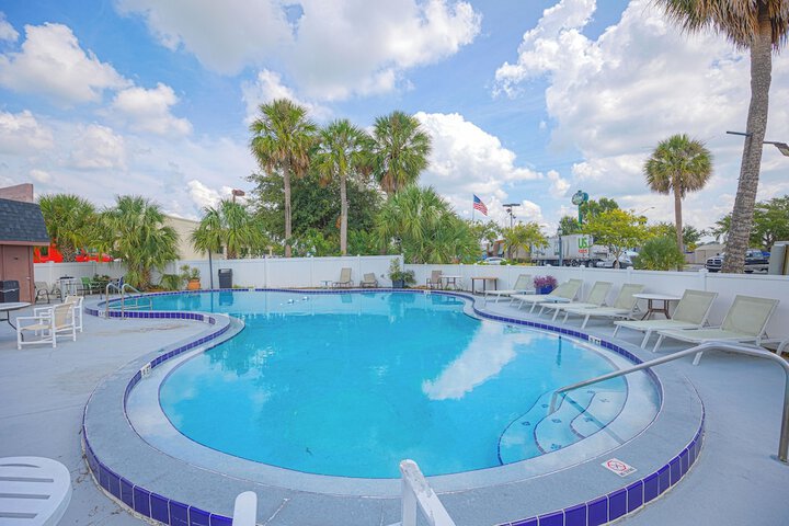 Pool 26 of 128