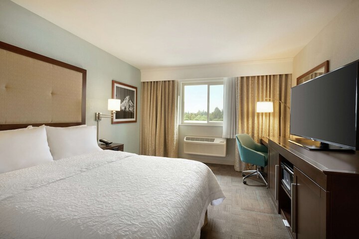 Room 12 of 40