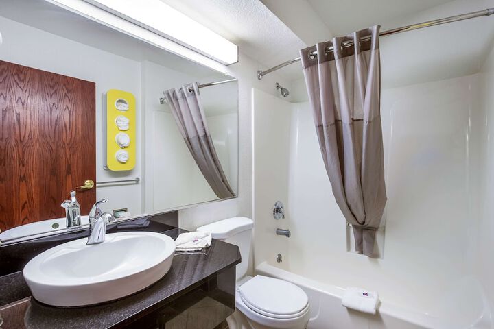Motel 6 Dixon CA