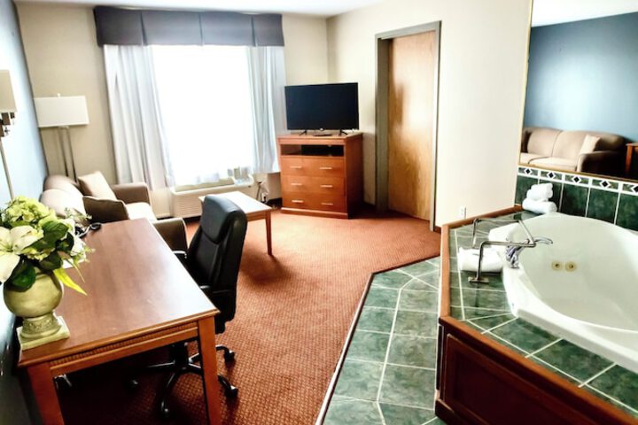 Room 11 of 23