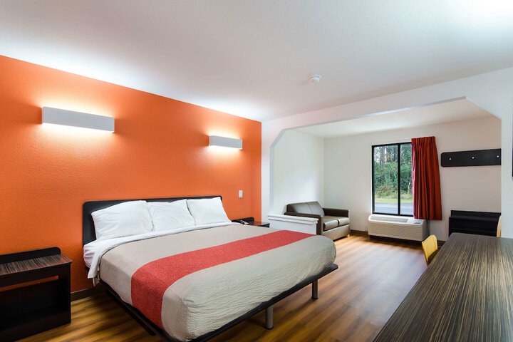 Room 14 of 31